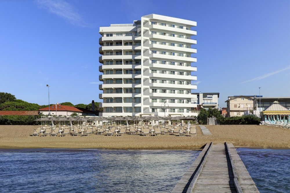 Adriatic Palace Hotel - zdjęcie 2