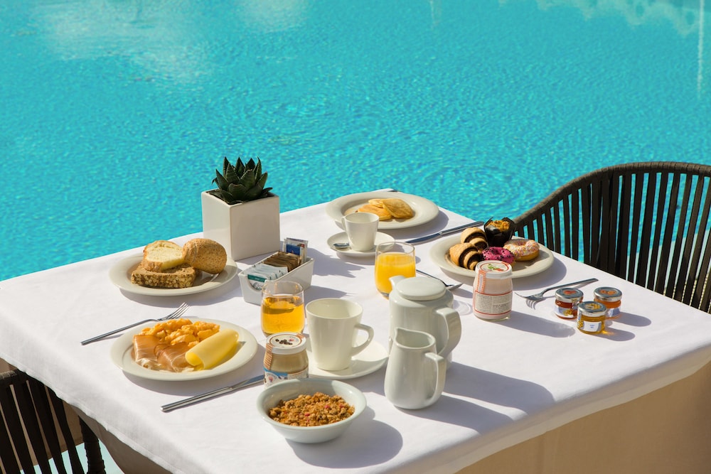 Adriatic Palace Hotel — Swimming pool in Jesolo, Veneto