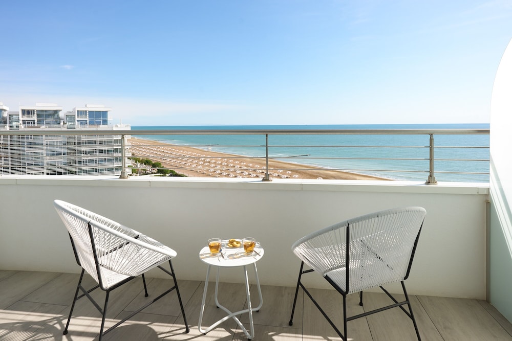 Adriatic Palace Hotel — Beach in Jesolo, Veneto