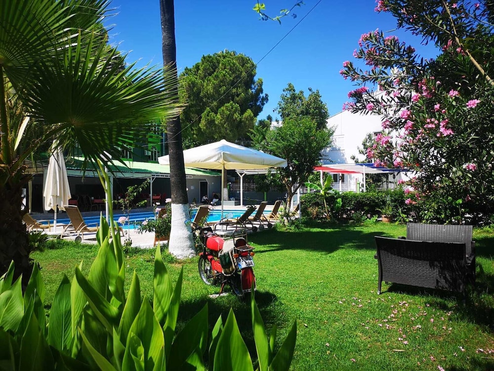 Anita Kemer Noch Hotel — Swimming pool in Kemer