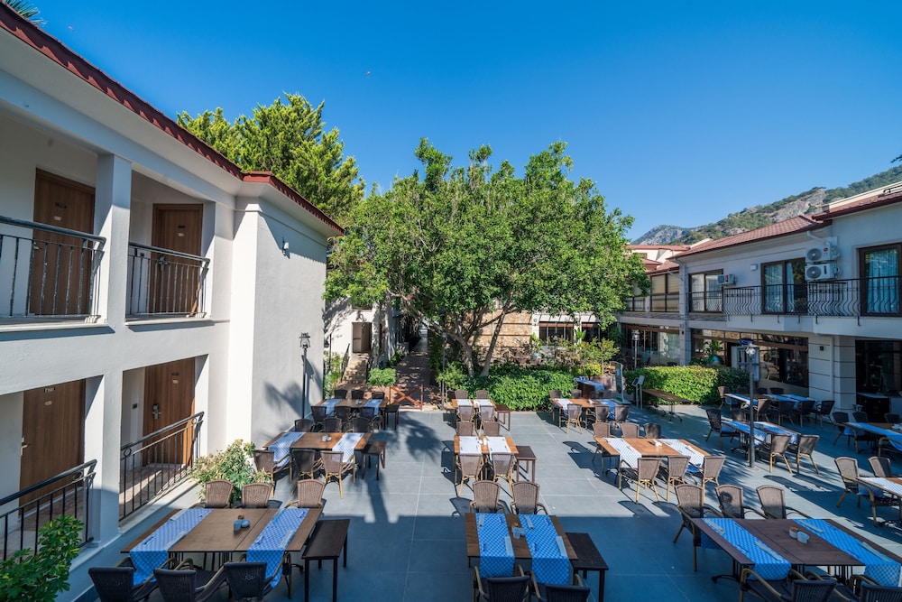 Sundia By Liberty Ölüdeniz — Restaurant & bars in Fethiye, Mugla