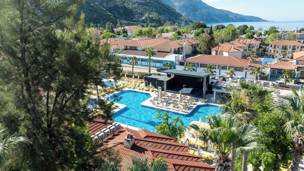 Sundia By Liberty Ölüdeniz — Swimming pool in Fethiye, Mugla