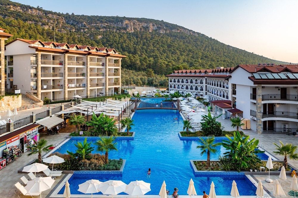 Didim (5 dni) w Ramada Resort by Wyndham Akbuk z Warszawy