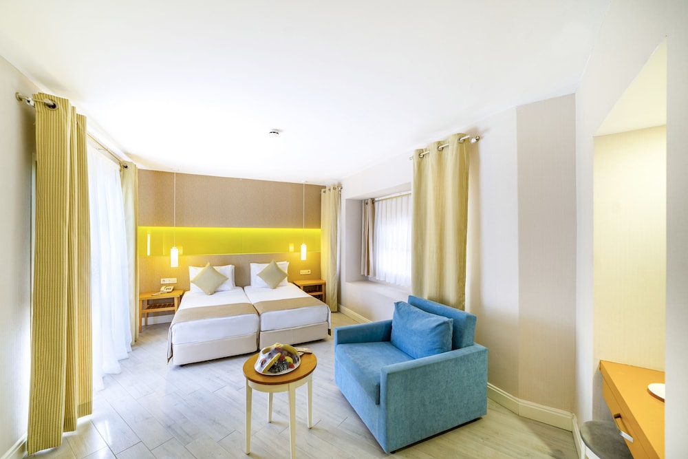 Ulusoy Kemer Holiday Club - All inclusive — Hotel rooms in Kemer