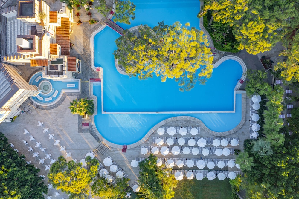 Ulusoy Kemer Holiday Club - All inclusive — Swimming pool in Kemer