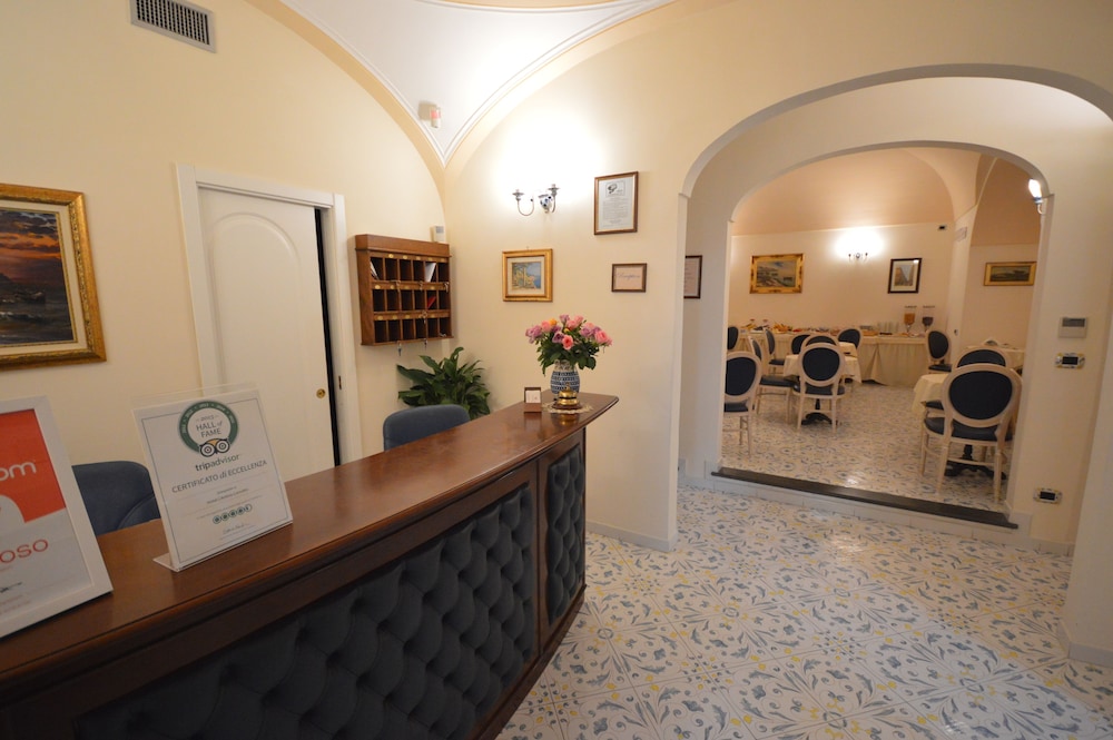 L'Antico Convitto — Restaurant & bars in Amalfi, Campania