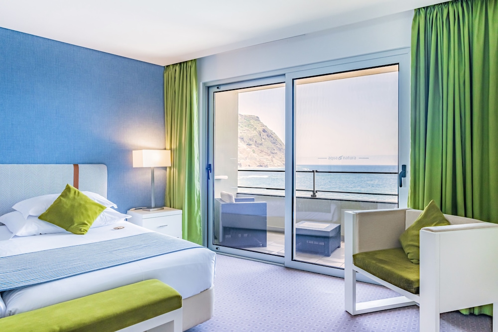 Aqua Natura Madeira Hotel — Hotel rooms in Porto Moniz, Madeira