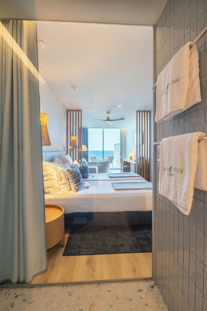 Aqua Natura Madeira Hotel — Hotel rooms in Porto Moniz, Madeira