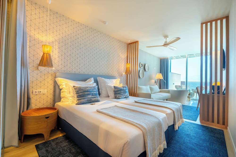 Aqua Natura Madeira Hotel — Hotel rooms in Porto Moniz, Madeira