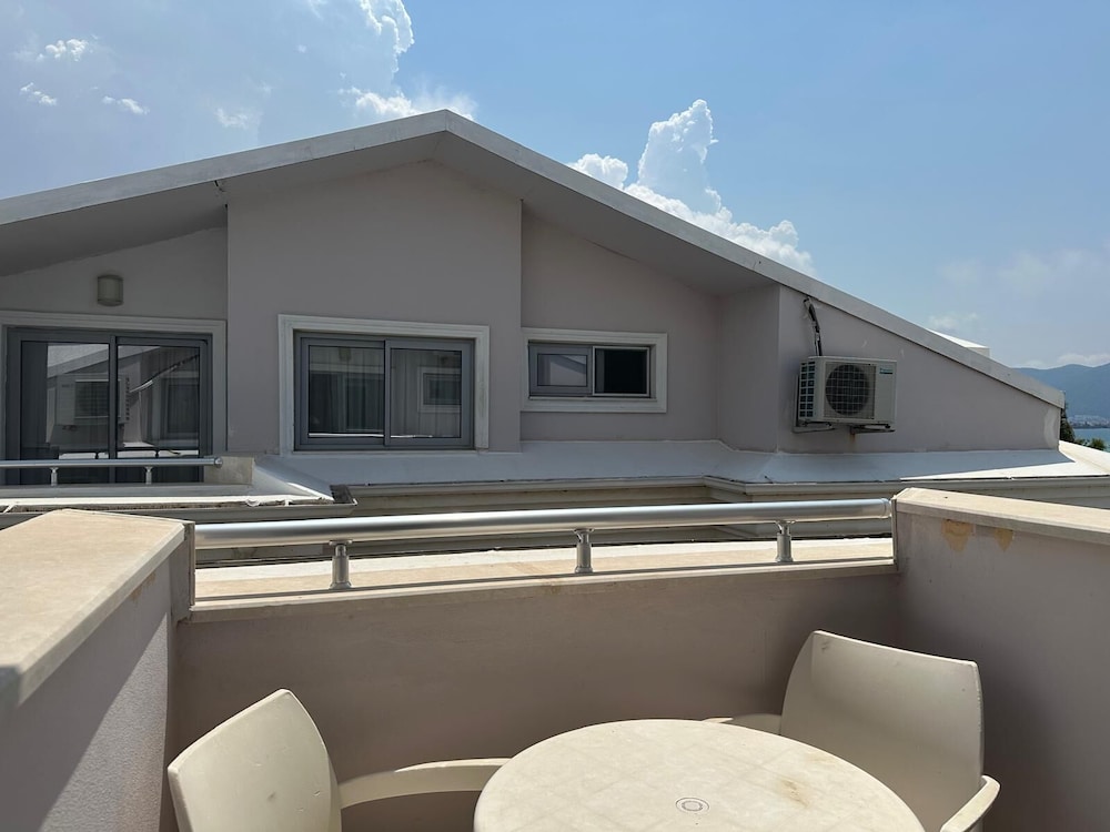 Defne Beach Makri — Hotel building in Fethiye, Mugla