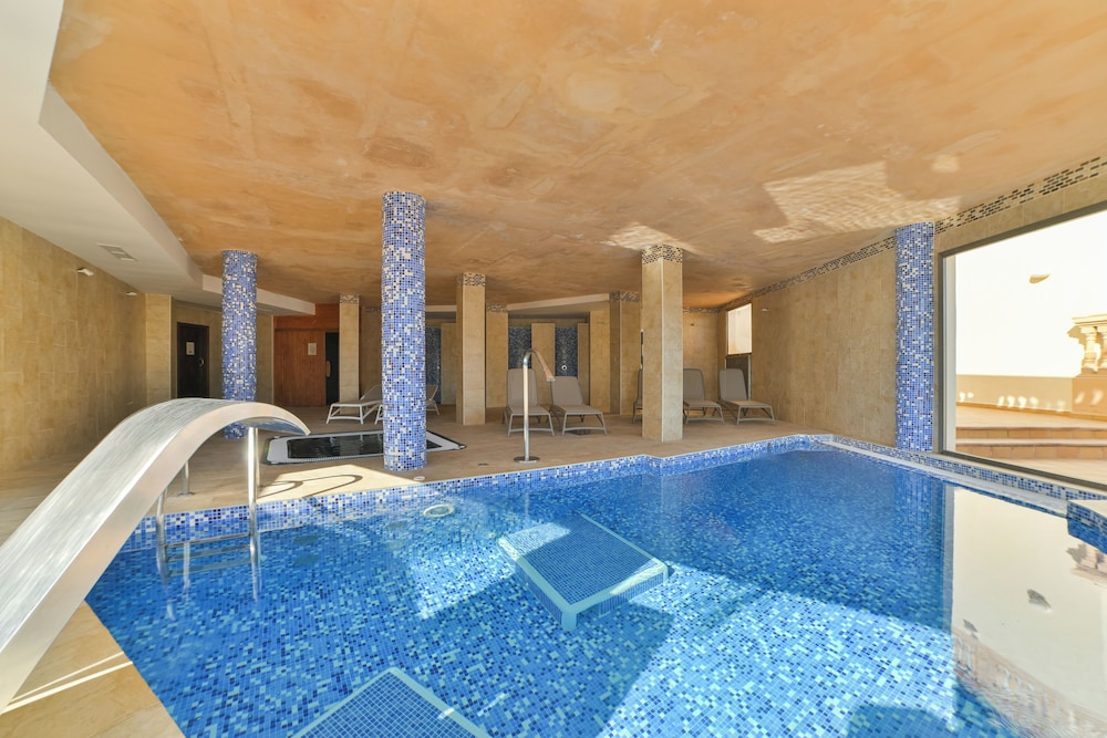 Apartamentos Azul Playa — Spa in Cala d´Or, Balearic Islands