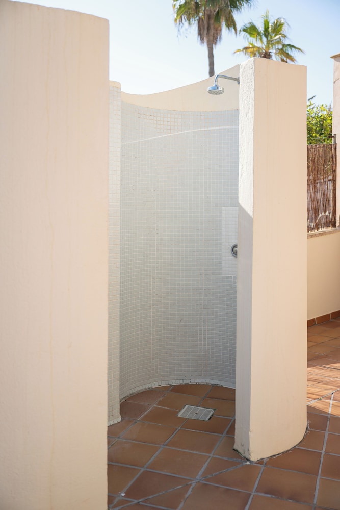 Apartamentos Azul Playa — Hotel rooms in Cala d´Or, Balearic Islands