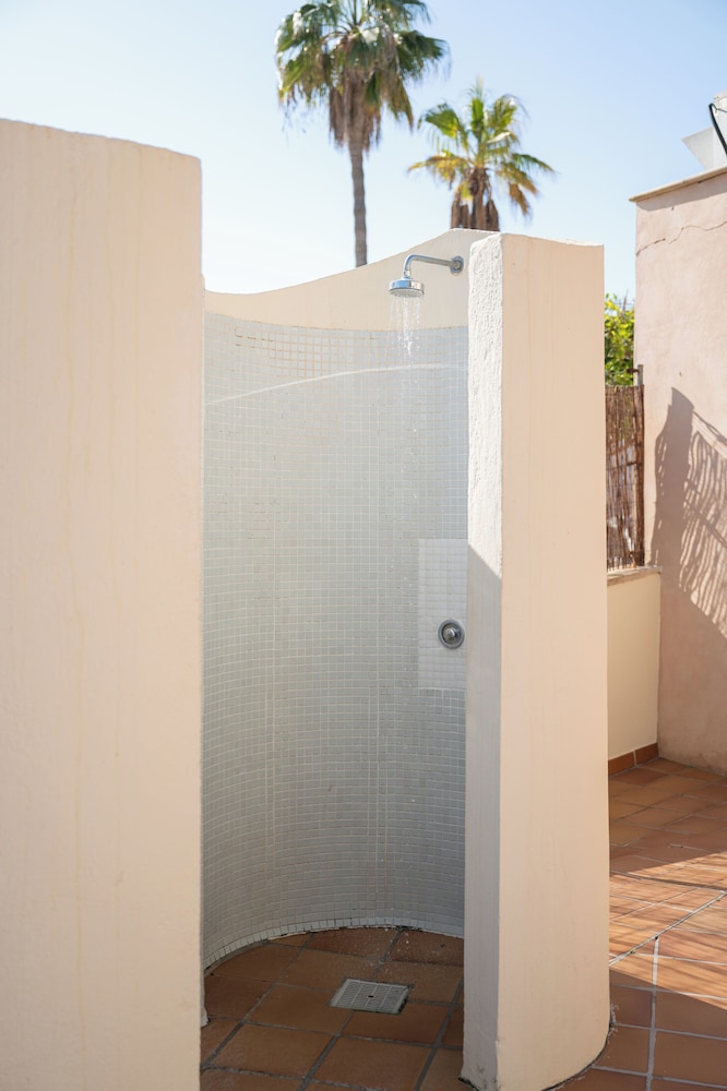 Apartamentos Azul Playa — Swimming pool in Cala d´Or, Balearic Islands