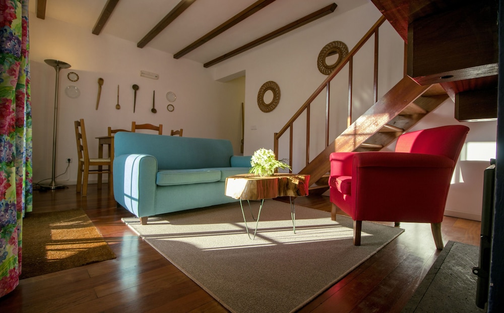 Quinta de Santo António da Serra — Hotel rooms in Santa Cruz, Madeira