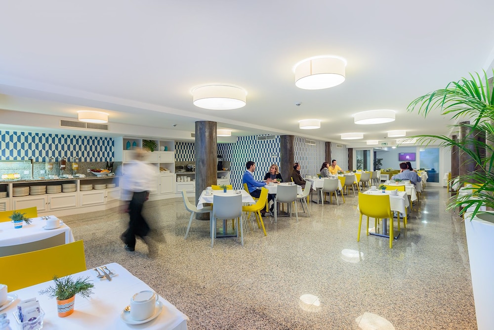 Terrace Mar — Restaurant & bars in Funchal, Madeira