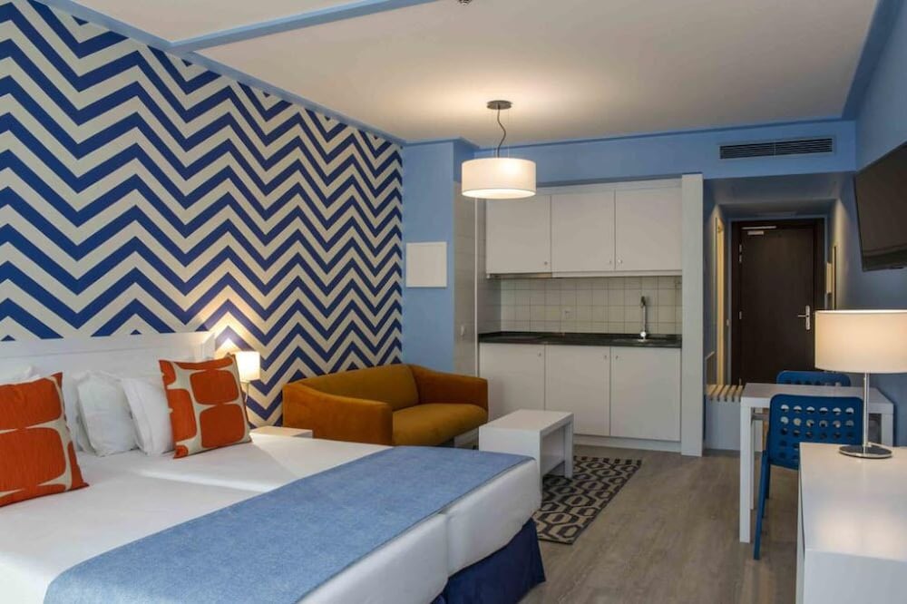 Terrace Mar — Hotel rooms in Funchal, Madeira