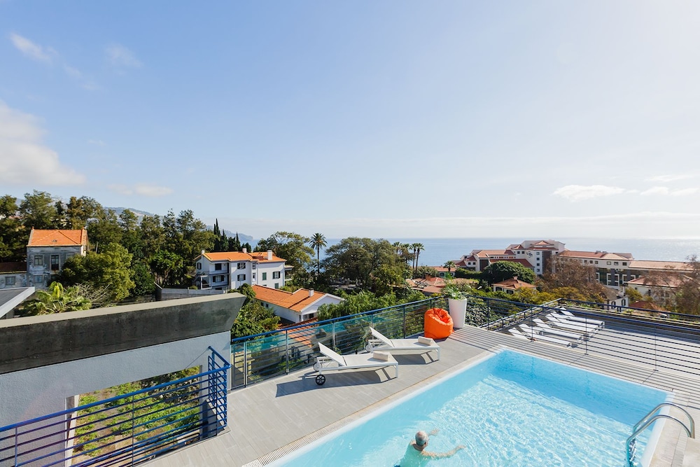 Terrace Mar — Swimming pool in Funchal, Madeira