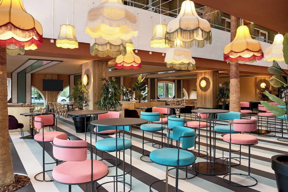 tent Mojito Suites — Restaurant & bars in Magaluf, Balearic Islands