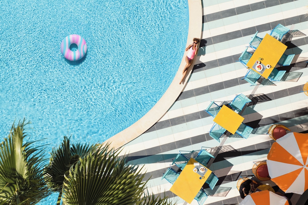 tent Mojito Suites — Swimming pool in Magaluf, Balearic Islands