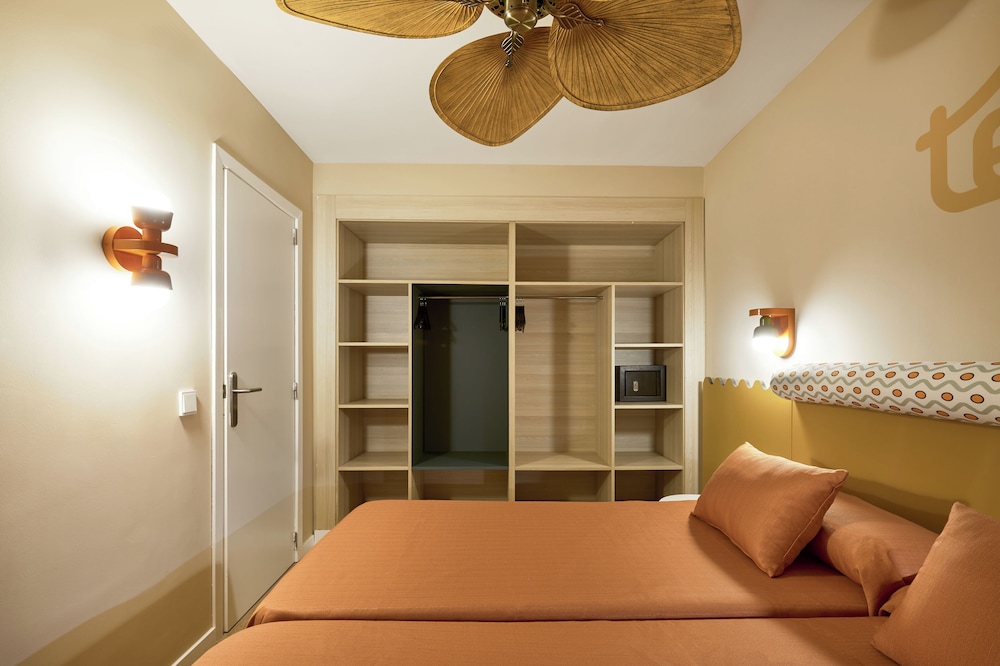 tent Mojito Suites — Hotel rooms in Magaluf, Balearic Islands