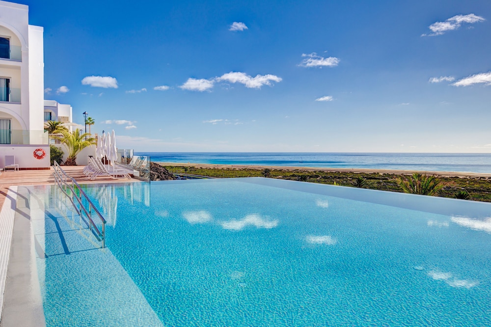 SBH Maxorata Resort - All inclusive — Swimming pool in Esquinzo, Canary Islands