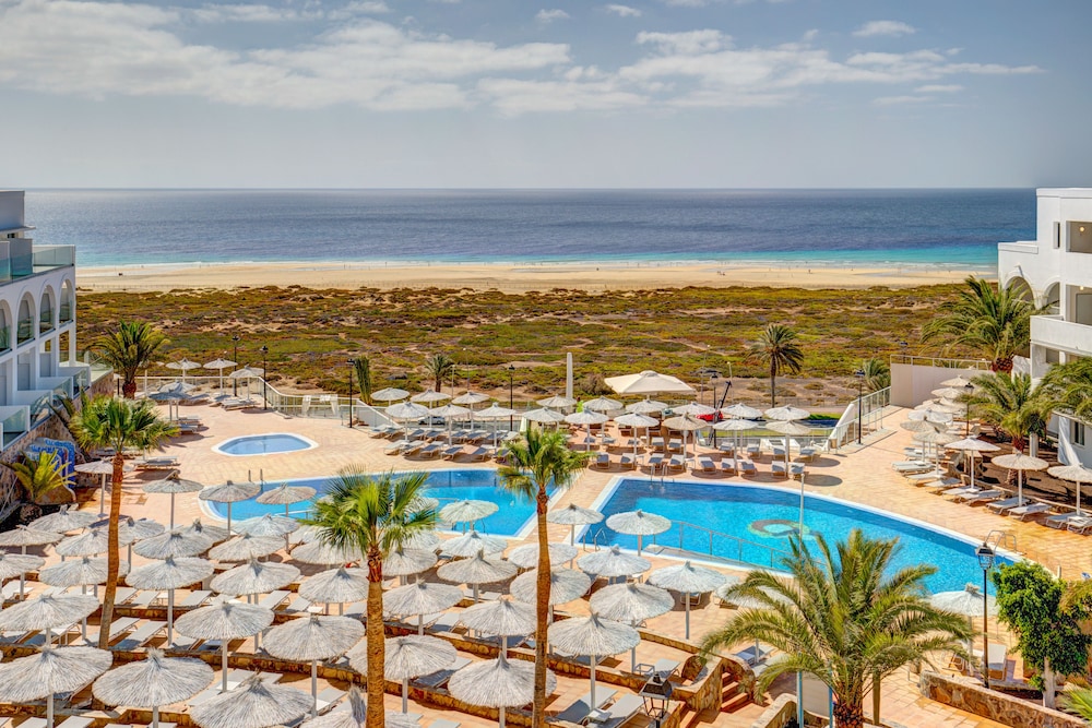 SBH Maxorata Resort - All inclusive — Beach in Esquinzo, Canary Islands