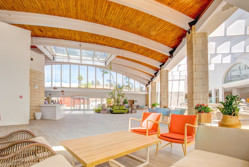 SBH Maxorata Resort - All inclusive — Hotel building in Esquinzo, Canary Islands