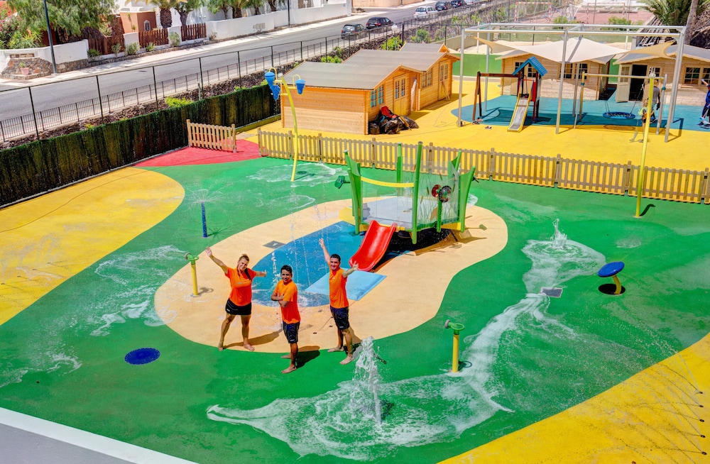 SBH Maxorata Resort - All inclusive — Attractions for children in Esquinzo, Canary Islands