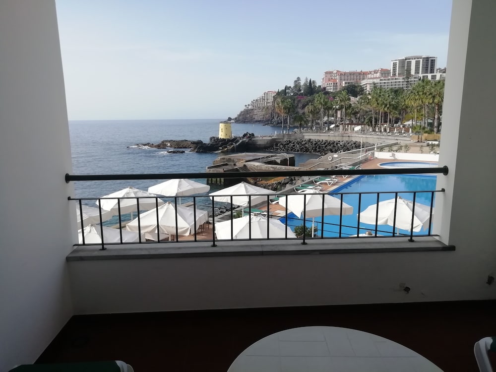 Hotel Quinta da Penha de França — Hotel rooms in Funchal, Madeira