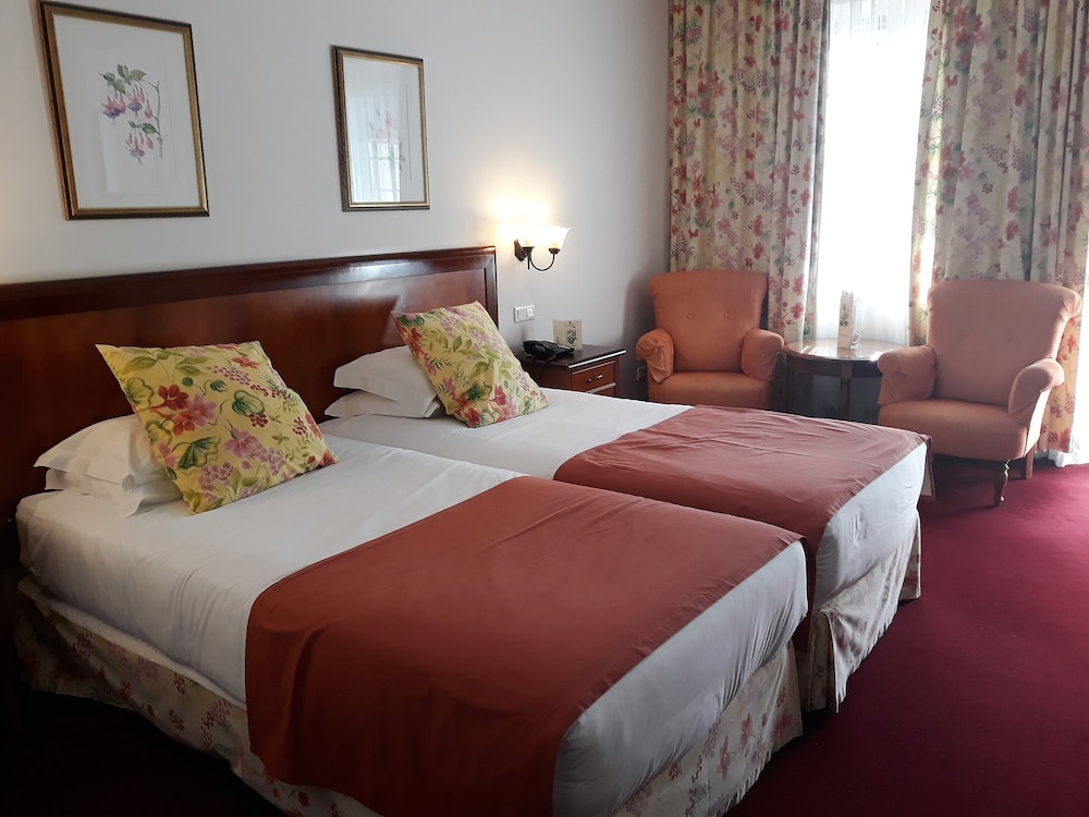 Hotel Quinta da Penha de França — Hotel rooms in Funchal, Madeira