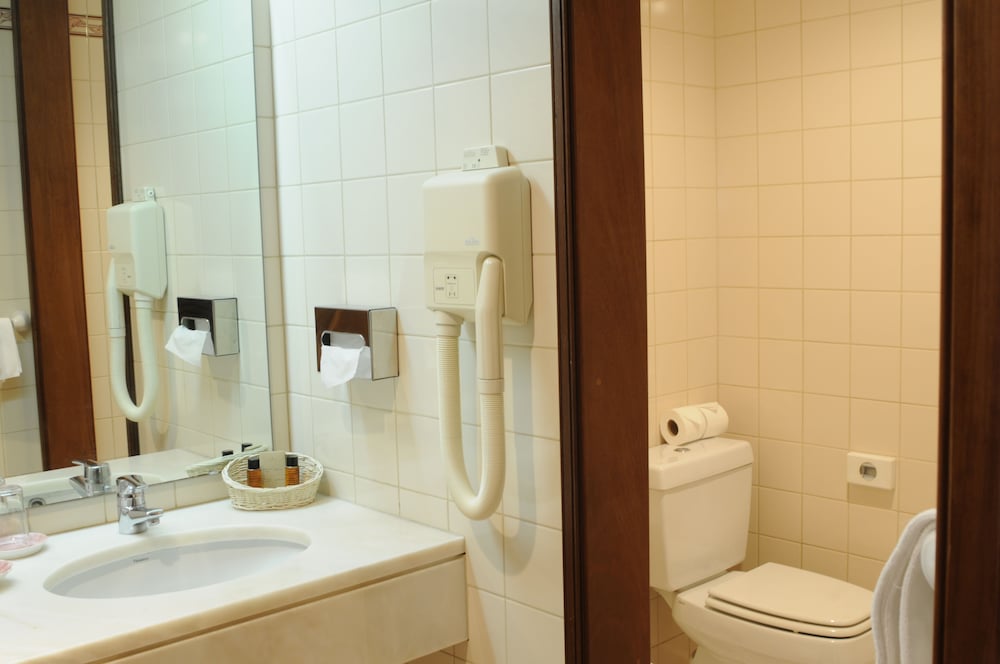 Hotel Quinta da Penha de França — Hotel rooms in Funchal, Madeira