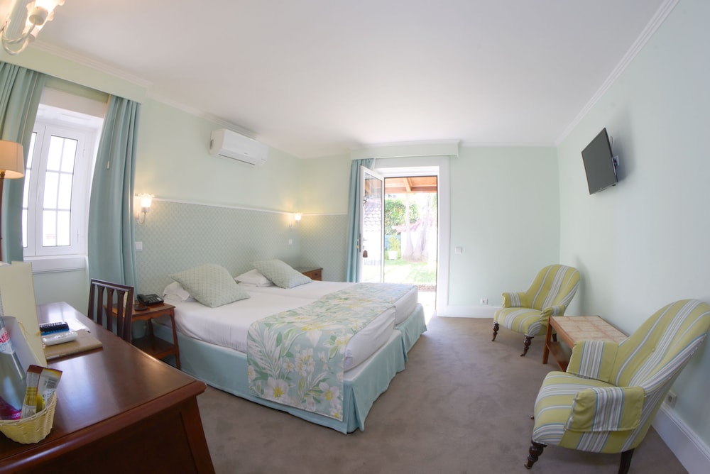 Hotel Quinta da Penha de França — Hotel rooms in Funchal, Madeira