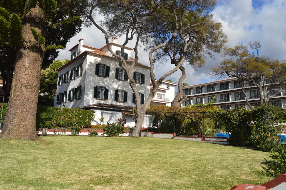 Hotel Quinta da Penha de França — Hotel building in Funchal, Madeira