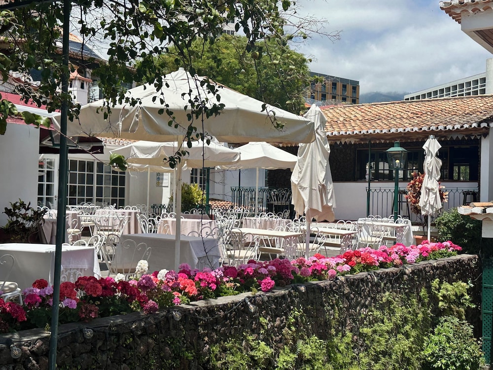 Hotel Quinta da Penha de França — Restaurant & bars in Funchal, Madeira