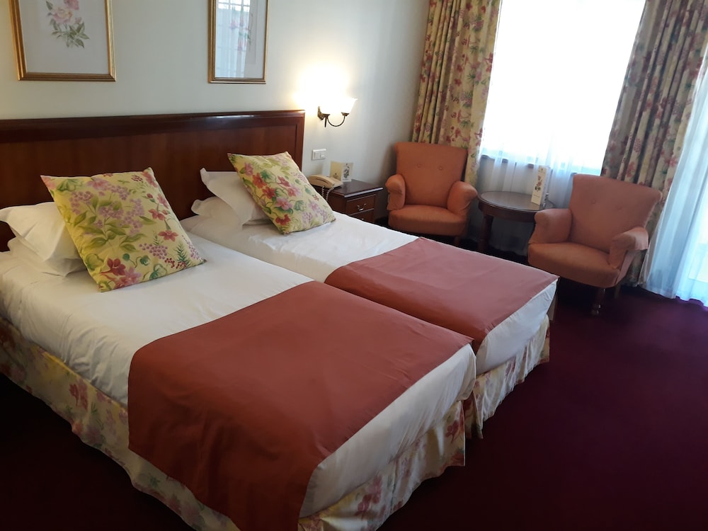 Hotel Quinta da Penha de França — Hotel rooms in Funchal, Madeira