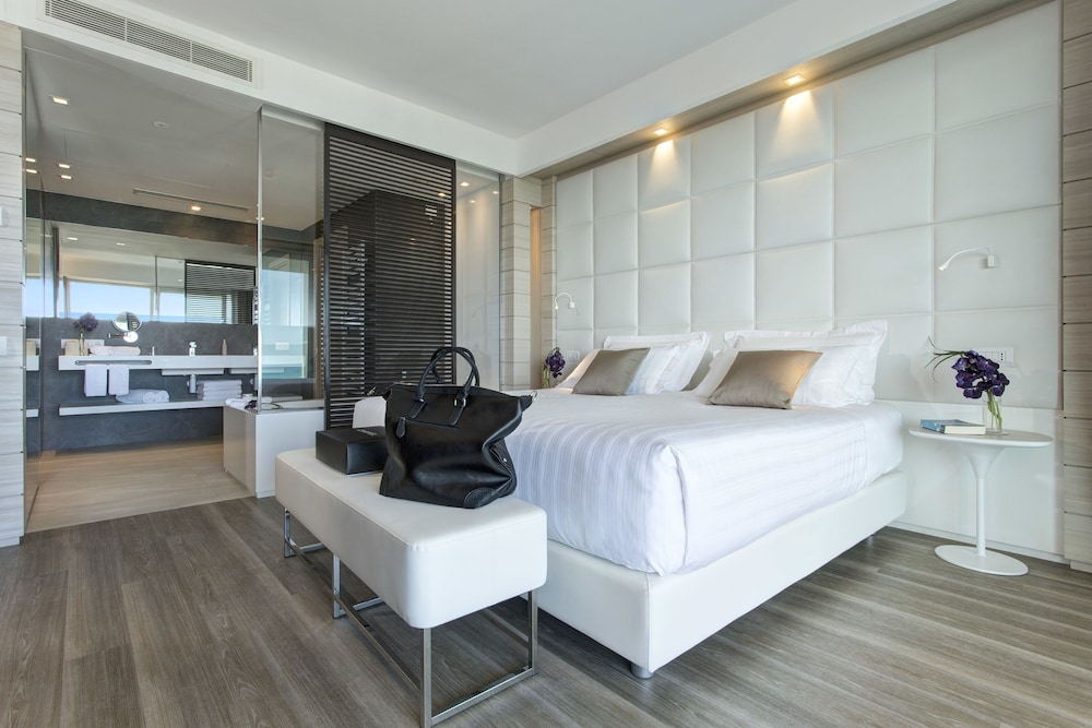 Almar Lido Jesolo Resort & Spa — Hotel rooms in Jesolo, Veneto