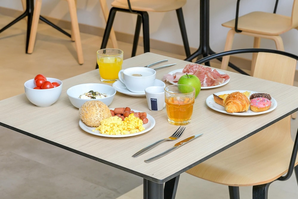 B&B Hotel Milano - Sesto — Restaurant & bars in Sesto San Giovanni, Lombardy