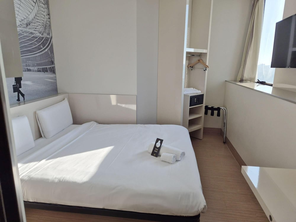 B&B Hotel Milano - Sesto — Hotel rooms in Sesto San Giovanni, Lombardy
