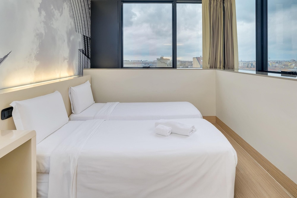 B&B Hotel Milano - Sesto — Hotel rooms in Sesto San Giovanni, Lombardy
