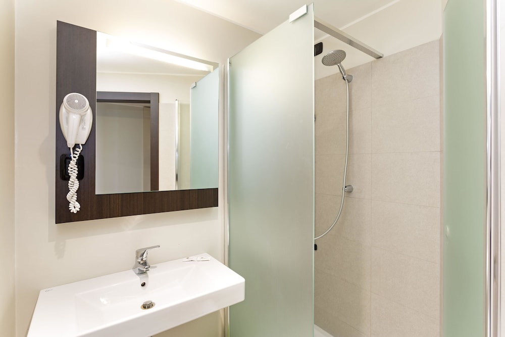 B&B Hotel Milano - Sesto — Hotel rooms in Sesto San Giovanni, Lombardy