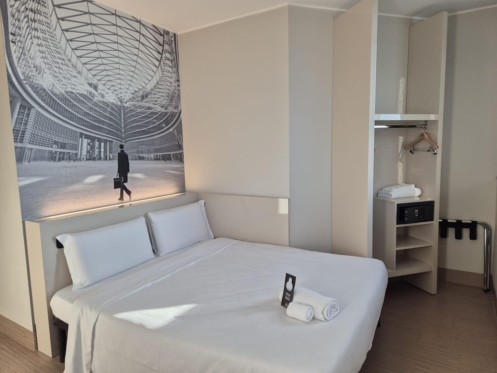B&B Hotel Milano - Sesto — Hotel rooms in Sesto San Giovanni, Lombardy
