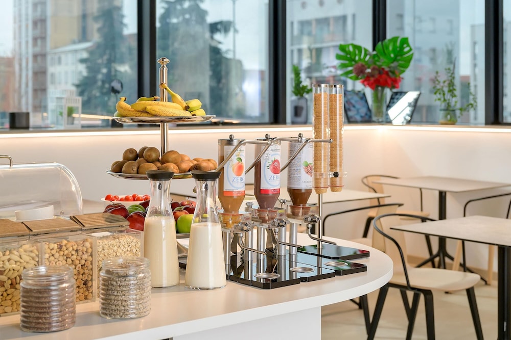 B&B Hotel Milano - Sesto — Restaurant & bars in Sesto San Giovanni, Lombardy