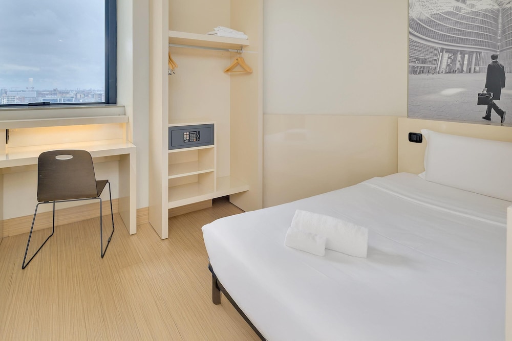 B&B Hotel Milano - Sesto — Hotel rooms in Sesto San Giovanni, Lombardy
