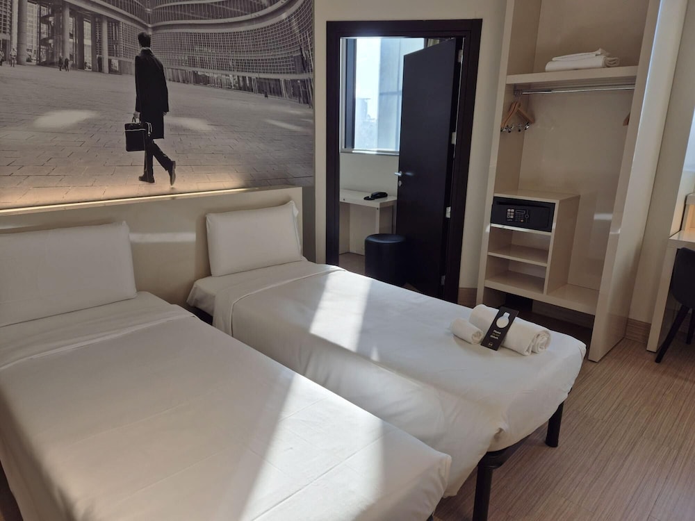 B&B Hotel Milano - Sesto — Hotel rooms in Sesto San Giovanni, Lombardy