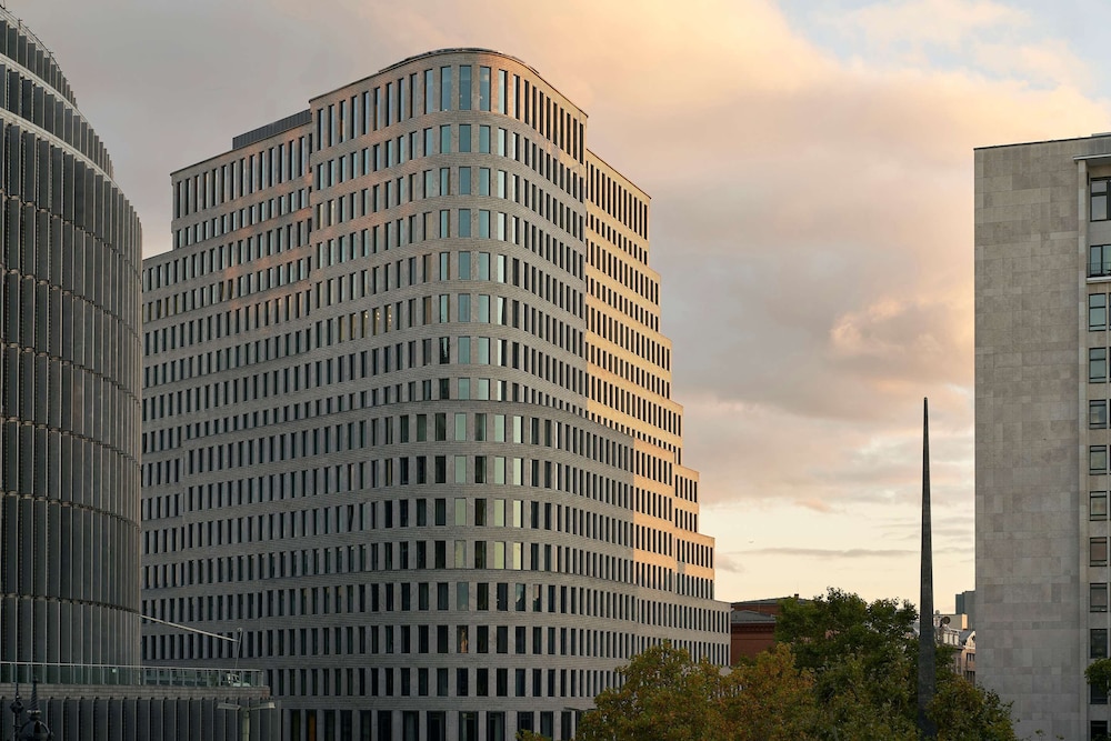 Dorint Kurfürstendamm Berlin — Hotel building in Berlin, Berlin
