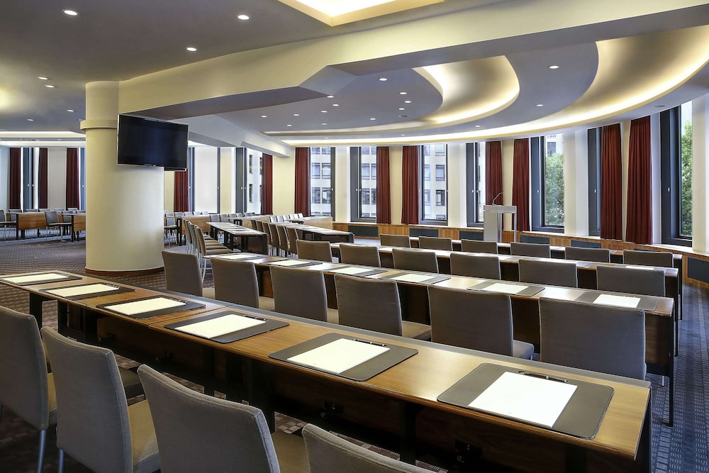 Dorint Kurfürstendamm Berlin — Hotel building in Berlin, Berlin