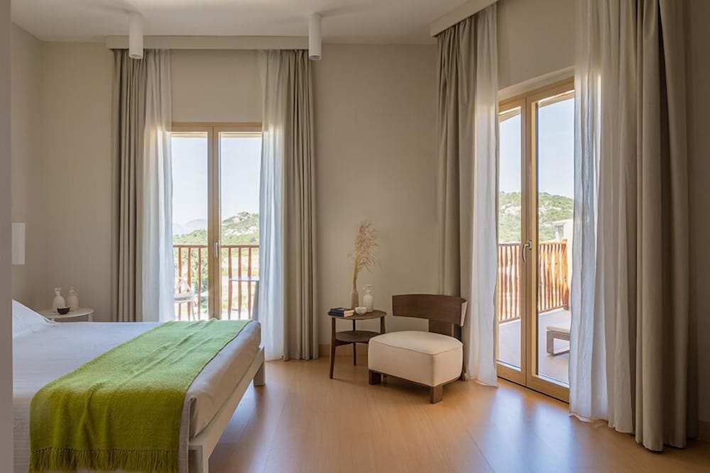 Cala Cuncheddi - VRetreats — Hotel rooms in Olbia, Sardinia