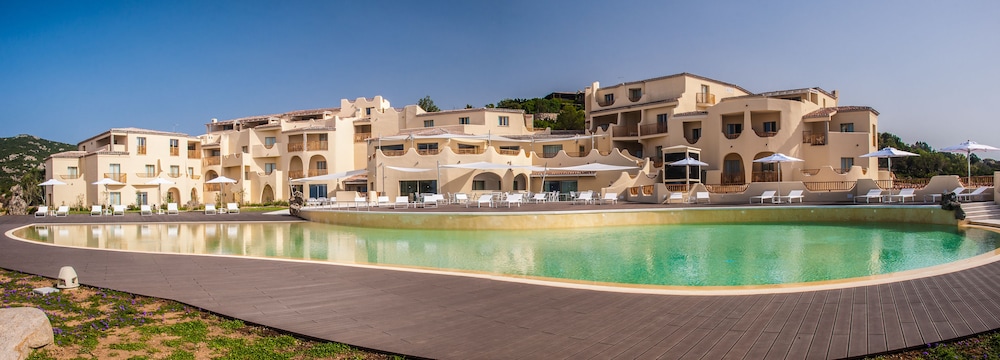Cala Cuncheddi - VRetreats — Hotel building in Olbia, Sardinia