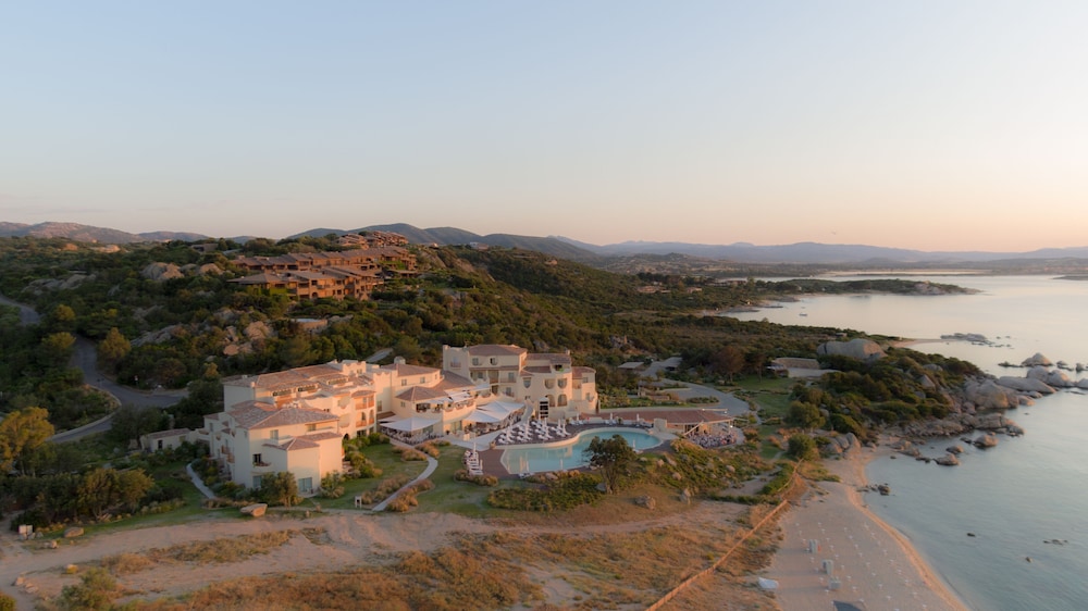Cala Cuncheddi - VRetreats — Hotel building in Olbia, Sardinia