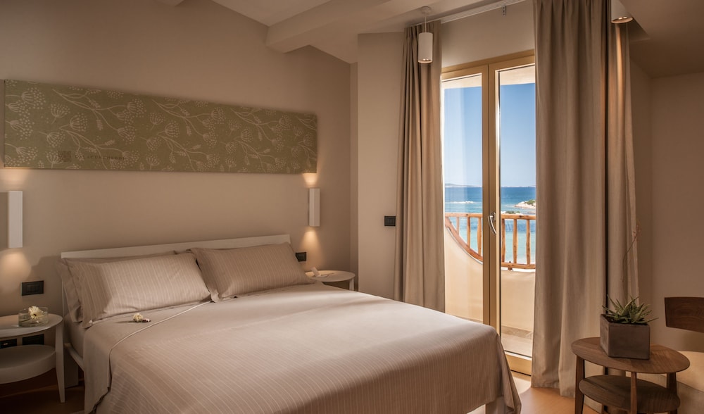 Cala Cuncheddi - VRetreats — Hotel rooms in Olbia, Sardinia